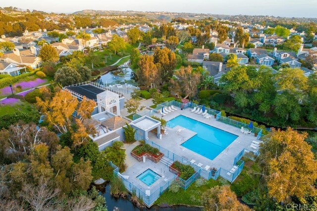 814 Okra Ct, Carlsbad, CA 92011 - bird's eye view of a pool