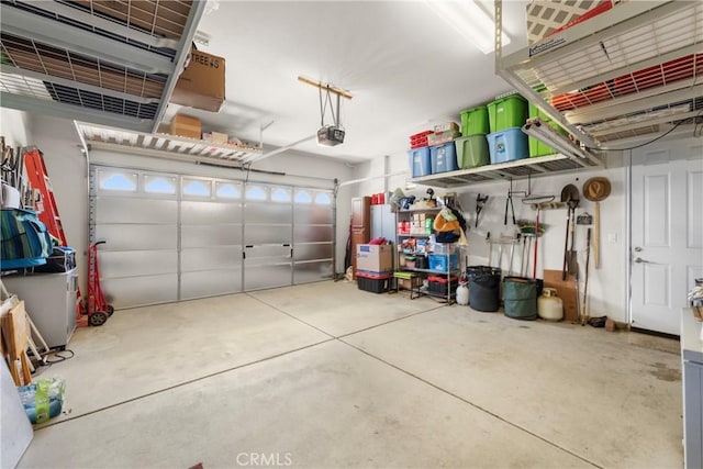 5551 Corte Fiesta, Hemet, CA 92545 - garage featuring a garage door opener