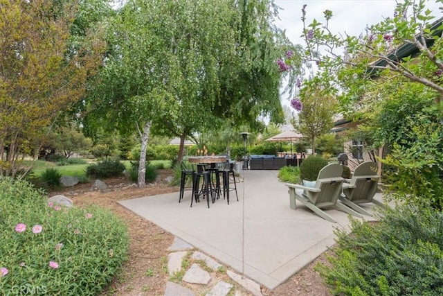 3065 Tierra Mesa, Atascadero, CA 93422 - view of patio featuring an outdoor living space