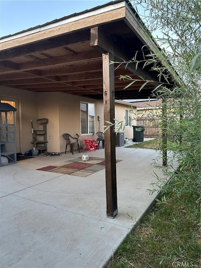 628 Marcus St, Merced, CA 95341 - view of patio / terrace