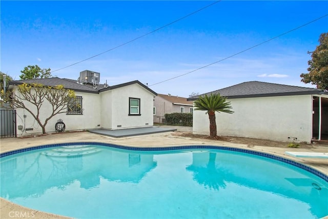 8165 Shadyside Ave, Whittier, CA 90606 - swimming pool featuring central AC