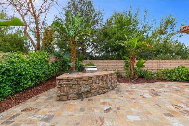 12 Starflower, Lake Forest, CA 92630 - view of patio featuring area for grilling