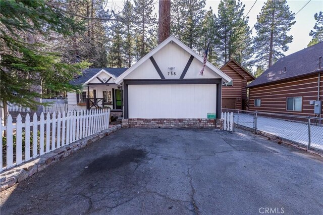 758 Elm St, Big Bear Lake, CA 92315 - exterior space with fence and driveway