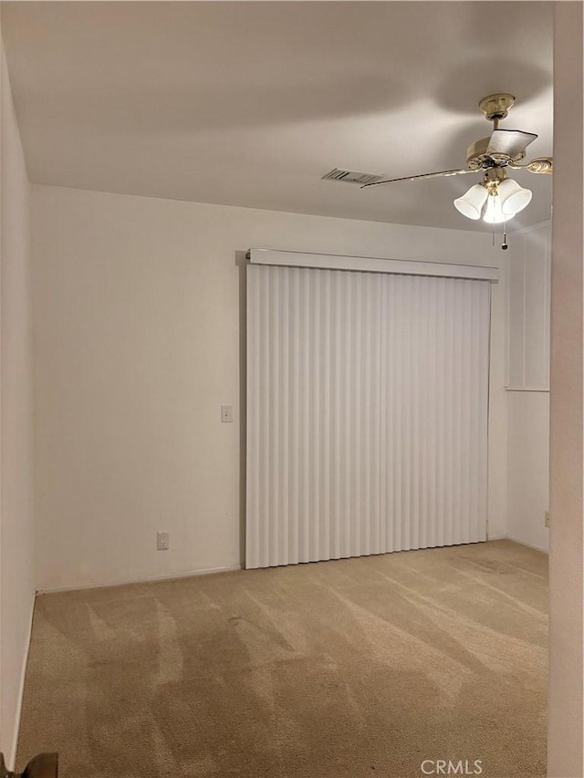 2615 Shalimar St, Camarillo, CA 93010 - carpeted empty room with a ceiling fan