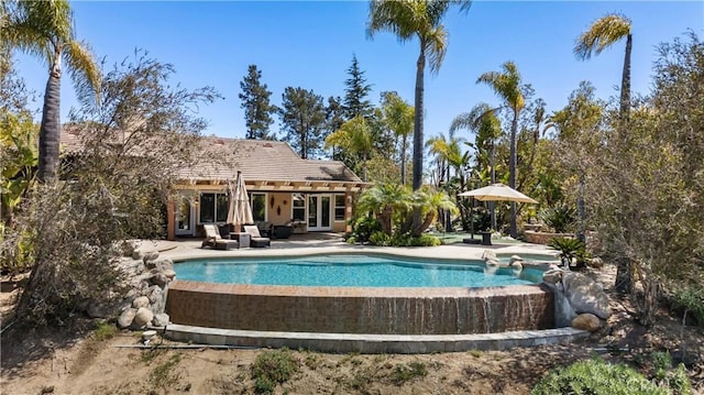 3988 Keri Way, Fallbrook, CA 92028 - outdoor pool featuring french doors and a patio