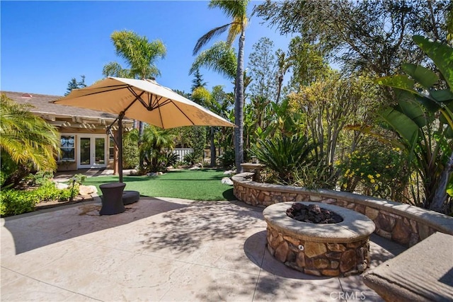 3988 Keri Way, Fallbrook, CA 92028 - view of patio / terrace with french doors and a fire pit
