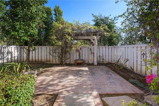 3988 Keri Way, Fallbrook, CA 92028 - view of patio featuring a fenced backyard