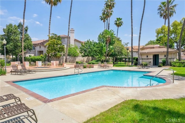566 E Stephanie Dr, Covina, CA 91722 - photo 34