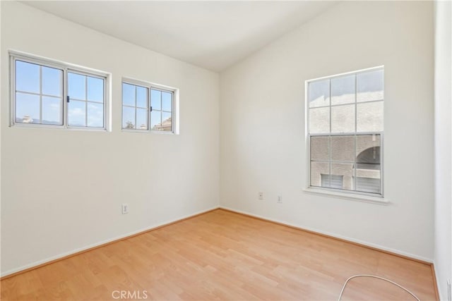 566 E Stephanie Dr, Covina, CA 91722 - photo 24