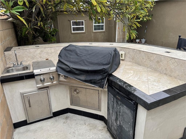 812 N Dickel St, Anaheim, CA 92805 - view of patio / terrace featuring a sink and area for grilling