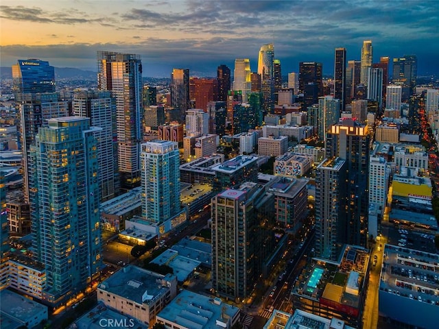 1155 S Grand Ave Unit 1011, Los Angeles, CA 90015 - view of city skyline