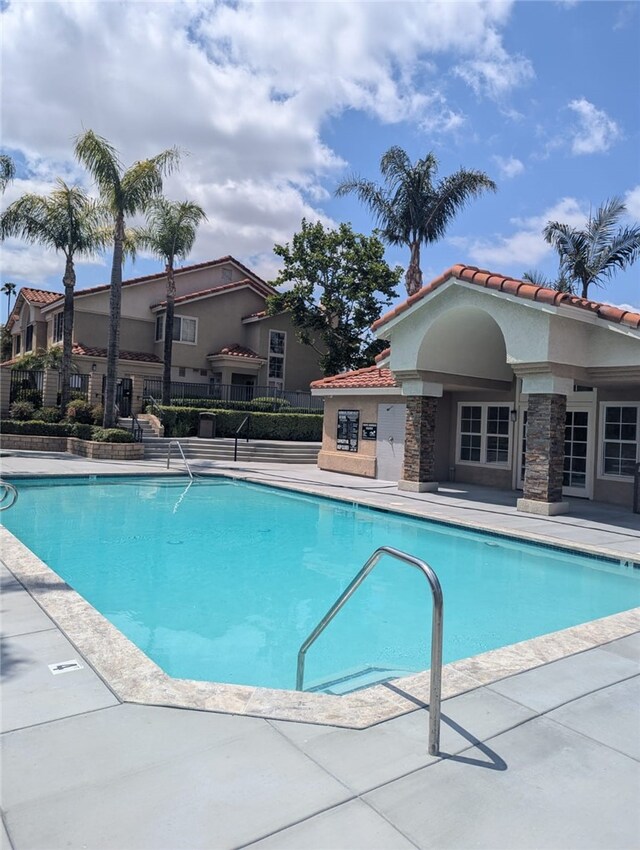 1101 Portofino Ct Unit 103, Corona, CA 92881 - community pool with a patio