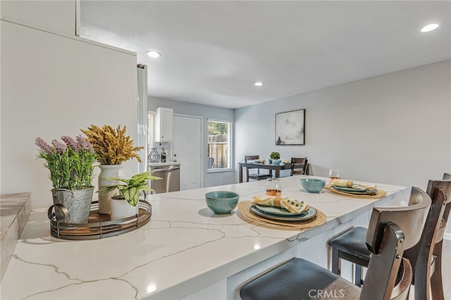 6633 Plymouth Rd, Stockton, CA 95207 - dining area with recessed lighting