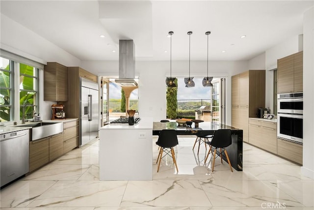 21 Alexa Ln, Ladera Ranch, CA 92694 - kitchen featuring modern cabinets, stainless steel appliances, and recessed lighting