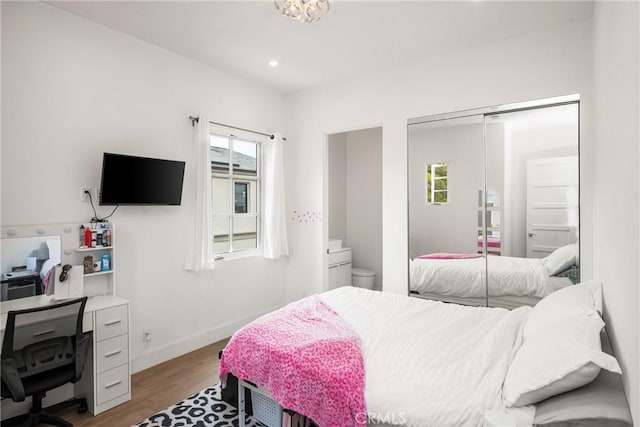 21 Alexa Ln, Ladera Ranch, CA 92694 - bedroom with wood finished floors, an office area, recessed lighting, and a closet