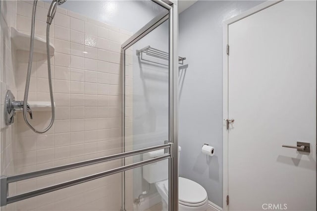 5414 Newcastle Ave Unit 66, Encino, CA 91316 - full bath with a shower stall, toilet, and baseboards