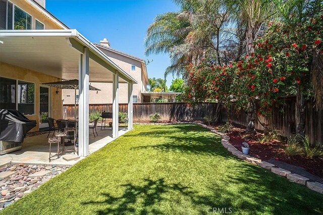 31961 Honeysuckle Cir, Winchester, CA 92596 - view of yard featuring a patio area