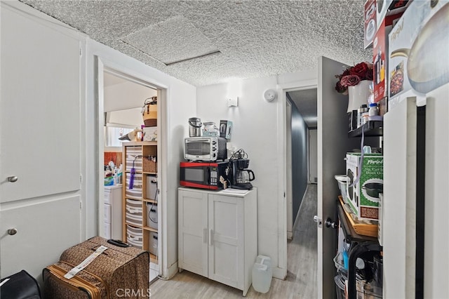 10139 Hayvenhurst Ave, North Hills, CA 91343 - hall with light wood-type flooring