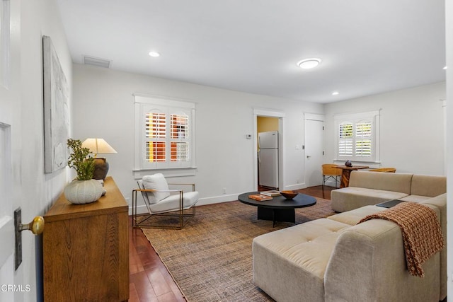 1954 Primrose Ave, South Pasadena, CA 91030 - living room featuring wood finished floors and recessed lighting