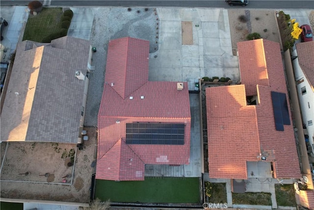 aerial view of property and surrounding area