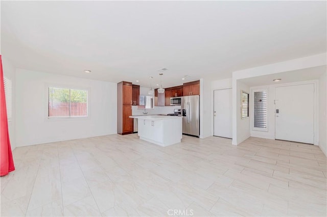 69645 Antonia Way, Rancho Mirage, CA 92270 - unfurnished living room with recessed lighting