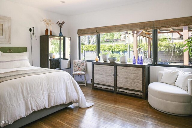 1241 Solita Rd, Pasadena, CA 91103 - bedroom with dark wood finished floors