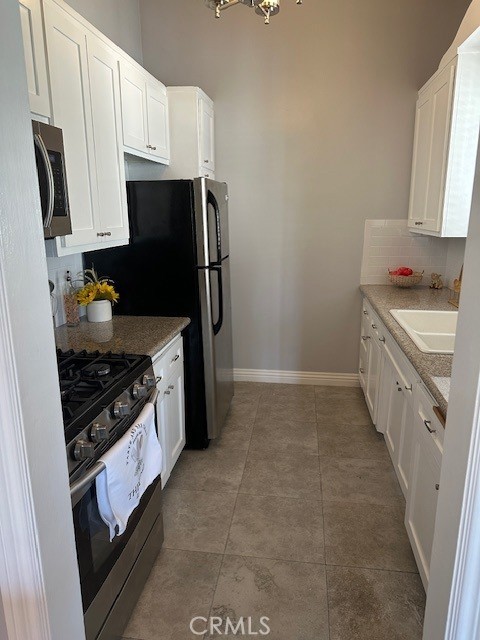3315 Strongs Dr, Venice, CA 90292