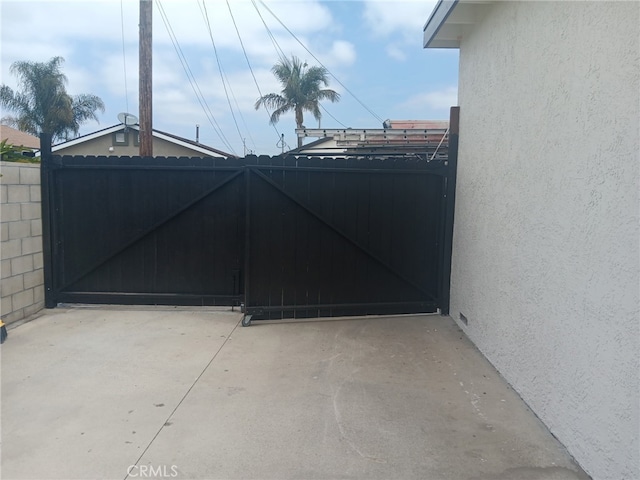 8611 Chapman Ave, Garden Grove, CA 92841 - view of gate