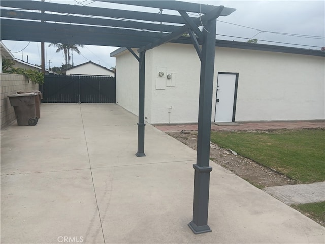 8611 Chapman Ave, Garden Grove, CA 92841 - view of patio / terrace featuring fence