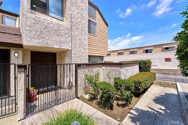 exterior space featuring fence private yard