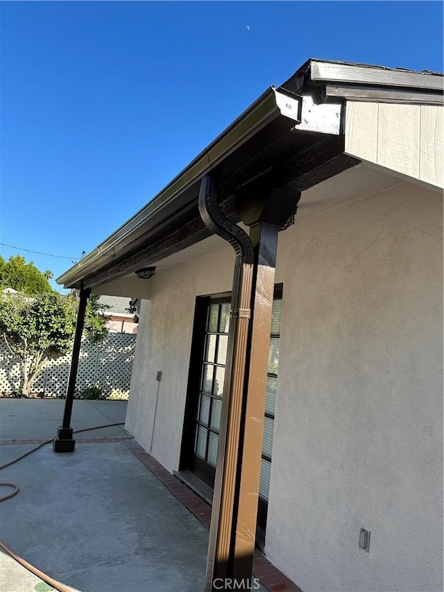 1741 Glenwood Rd, Glendale, CA 91201 - view of patio / terrace featuring fence