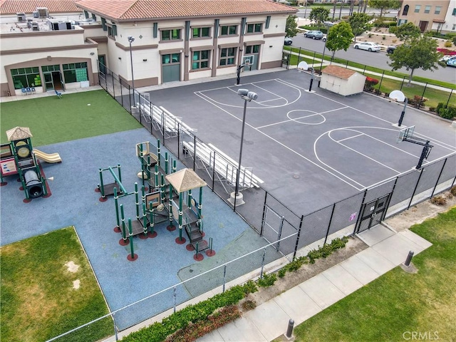 232 Village Commons Blvd Unit 21, Camarillo, CA 93012 - view of sport court