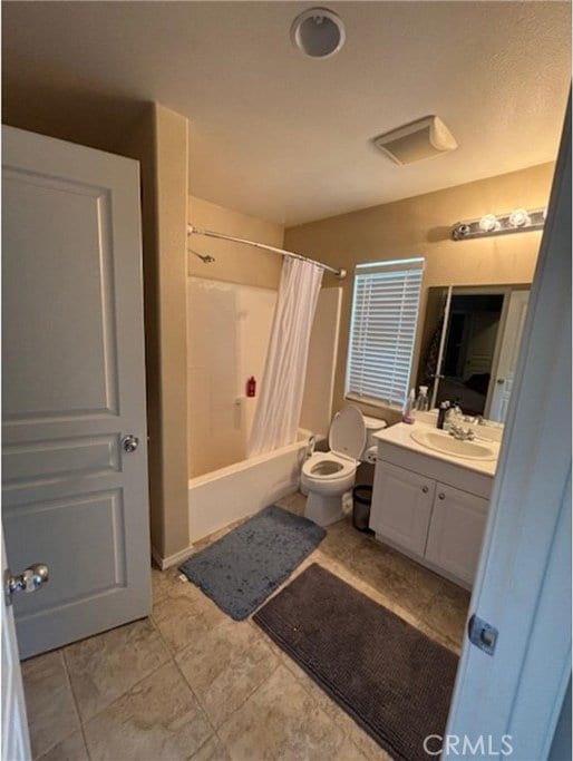 9133 Arbol Del Rosal Way Unit 230, Atascadero, CA 93422 - bathroom featuring shower / bath combination with curtain and vanity