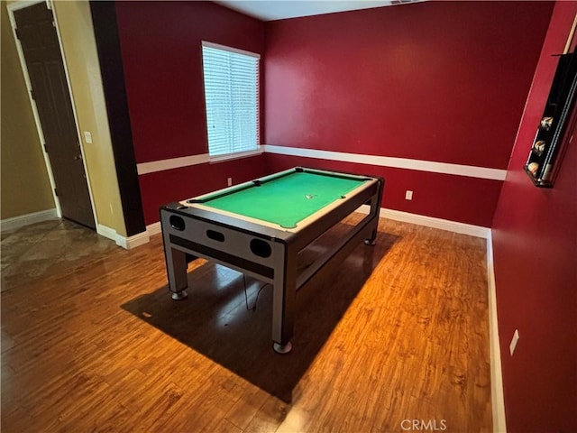 343 San Bernardino St, Los Banos, CA 93635 - rec room with wood finished floors, baseboards, and pool table