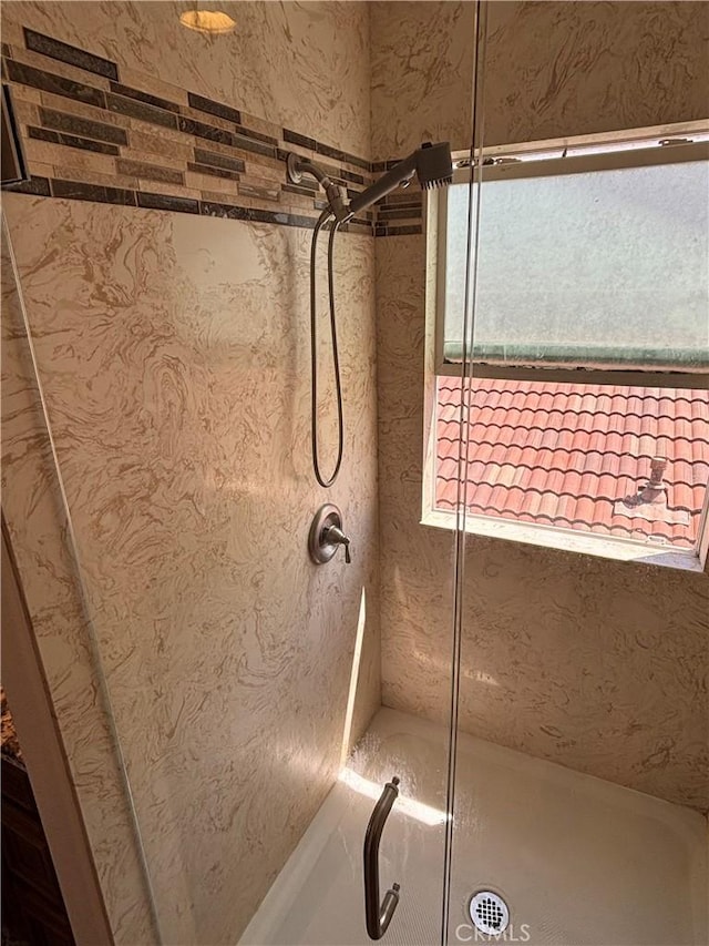 343 San Bernardino St, Los Banos, CA 93635 - bathroom with bathing tub / shower combination