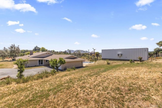 68256827 Kellyn Ln, Vista, CA 92084 - view of yard with driveway