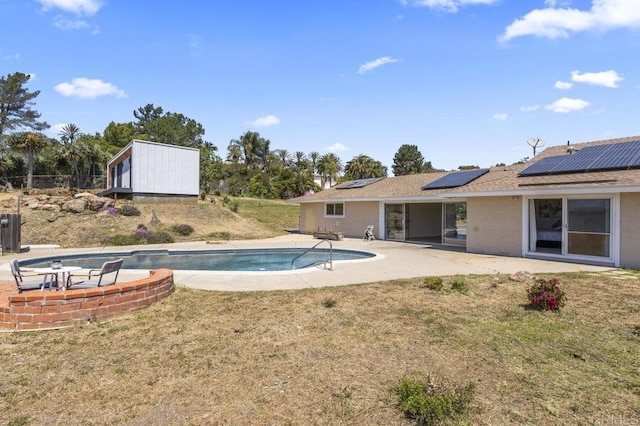 68256827 Kellyn Ln, Vista, CA 92084 - outdoor pool with a yard and a patio area