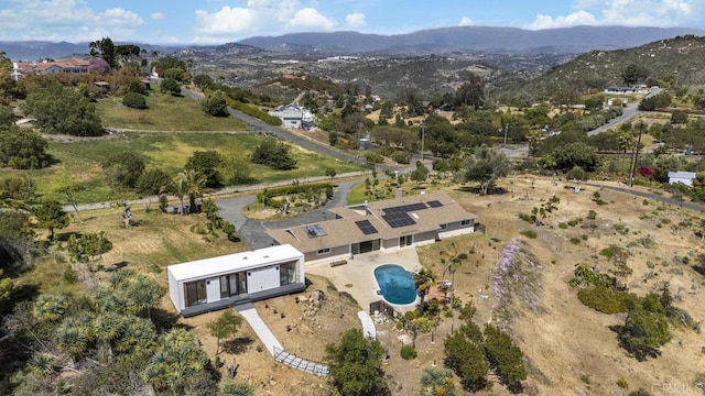 68256827 Kellyn Ln, Vista, CA 92084 - aerial view featuring a mountain view