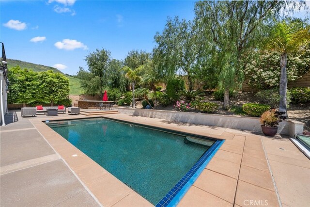 18501 Calle Vista Cir, Porter Ranch, CA 91326 - photo 23
