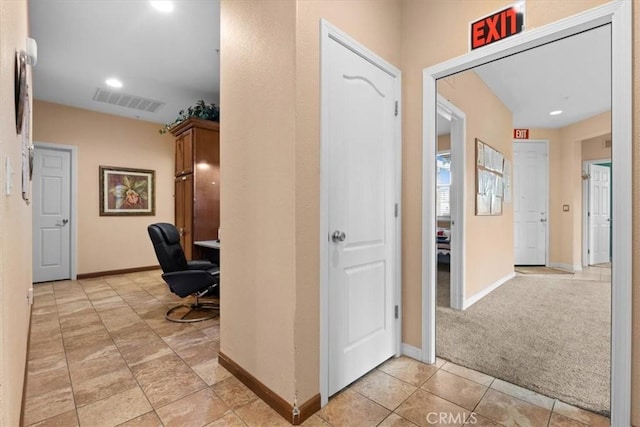 4617 Hidden Glen Dr, Antioch, CA 94531 - hallway featuring visible vents, recessed lighting, baseboards, and light carpet