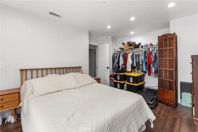 31869 Florida St, Redlands, CA 93373 - bedroom featuring recessed lighting, a closet, visible vents, and wood finished floors