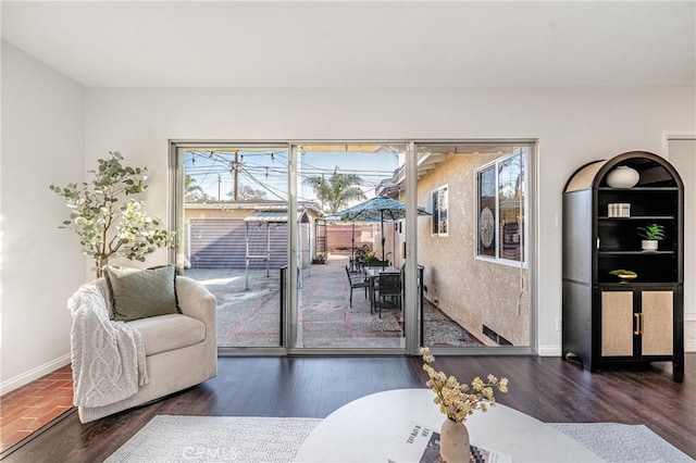 2750 Fanwood Ave, Long Beach, CA 90815 - living room with wood finished floors