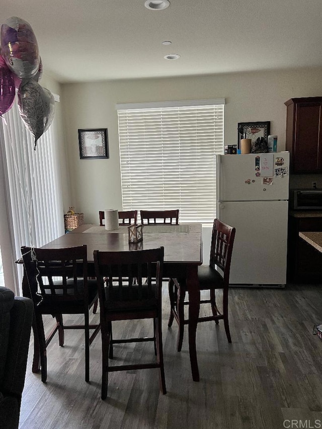 1160 Vallejo St, Perris, CA 92571 - dining area featuring wood finished floors and recessed lighting