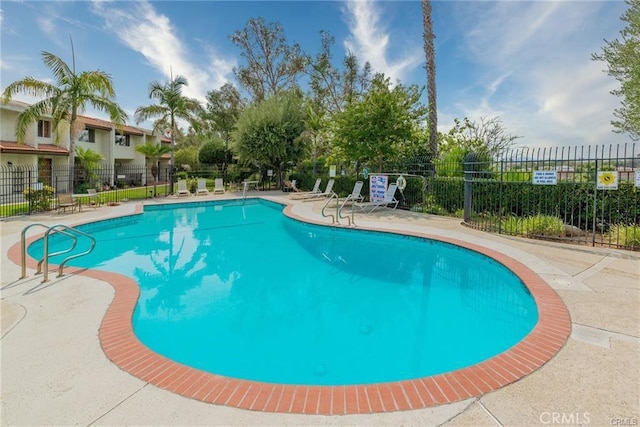 9502 Via Salerno, Burbank, CA 91504 - community pool featuring a patio