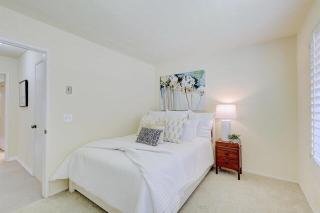 1982 Fairlee Dr, Encinitas, CA 92024 - bedroom featuring carpet floors