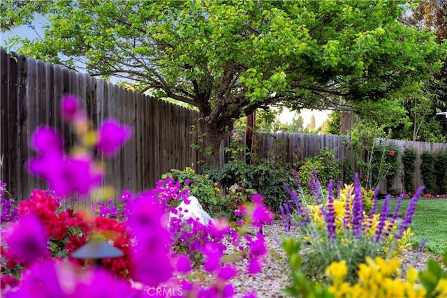 1061 Colby Cir, Thousand Oaks, CA 91362 - view of fenced backyard