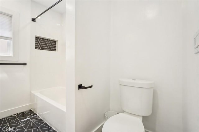 3427 S Victoria Ave, Los Angeles, CA 90016 - full bath featuring toilet, baseboards, tub / shower combination, and tile patterned floors