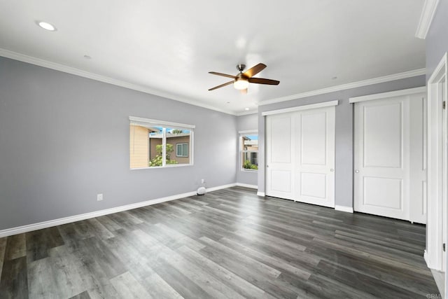unfurnished bedroom with crown molding, baseboards, ceiling fan, dark wood-type flooring, and recessed lighting