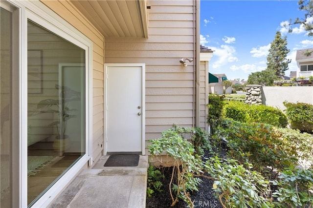 view of property entrance