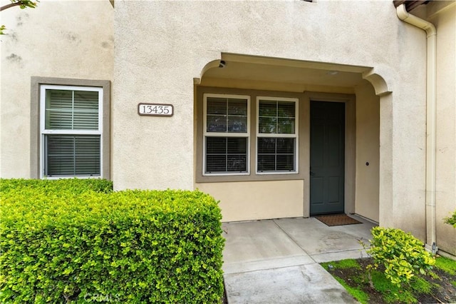 13435 Cascade Ct, Cerritos, CA 90703 - view of exterior entry with stucco siding